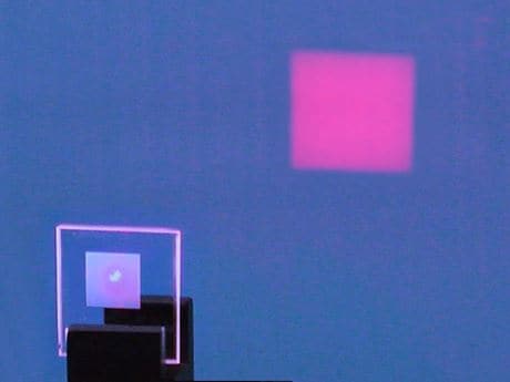 Diffractive beam shaper - modify the intensity and phase profiles of spatially coherent lasers