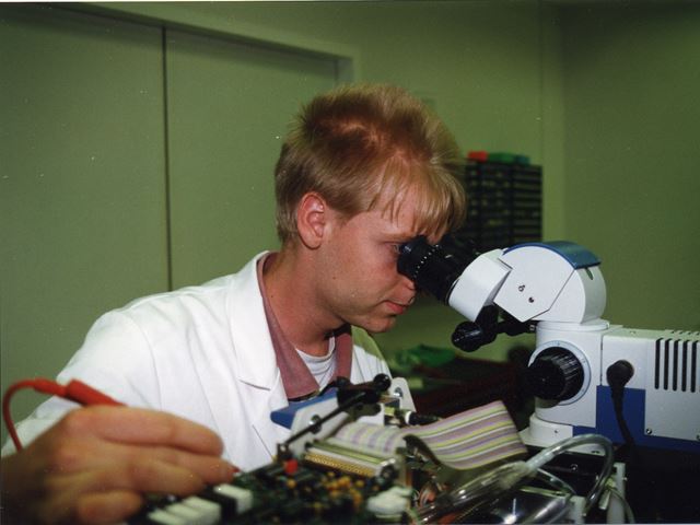 workstation microscope