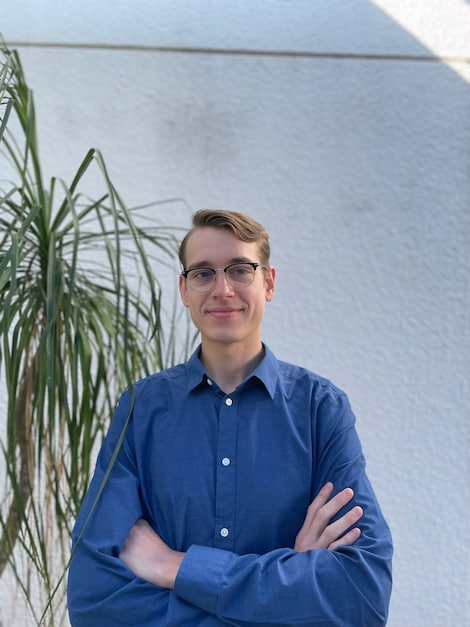 Trainee in front of wall