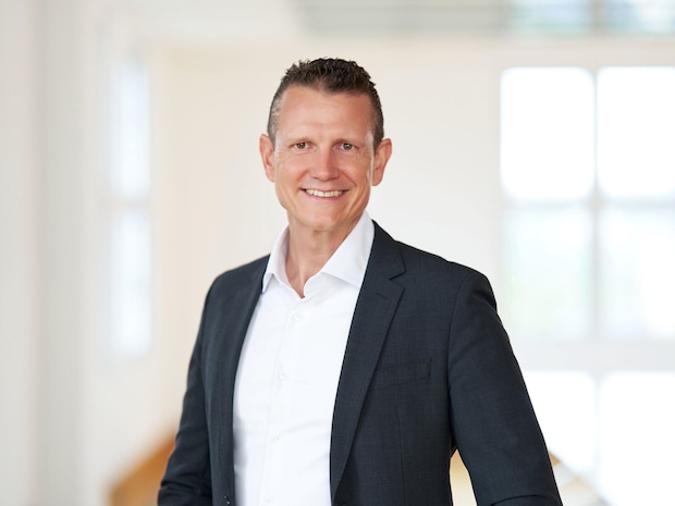 Porträt von Dr. Dominic Dorfner