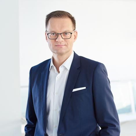 CEO Stefan Traeger