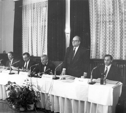 1992: Jenoptik opens an investor center