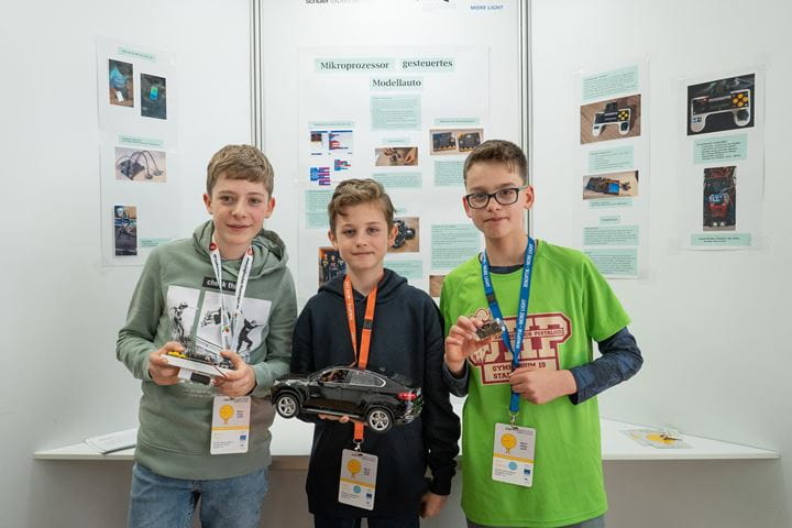 winning team of "Jugend forscht" young researchers competition Thuringia 2023