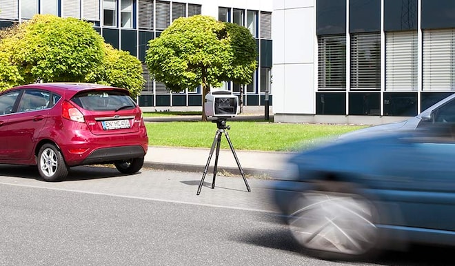 Mobile speed enforcement using TraffiTop