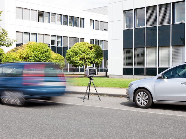 Mobile speed camera TraffiTop Traffitop Tripod